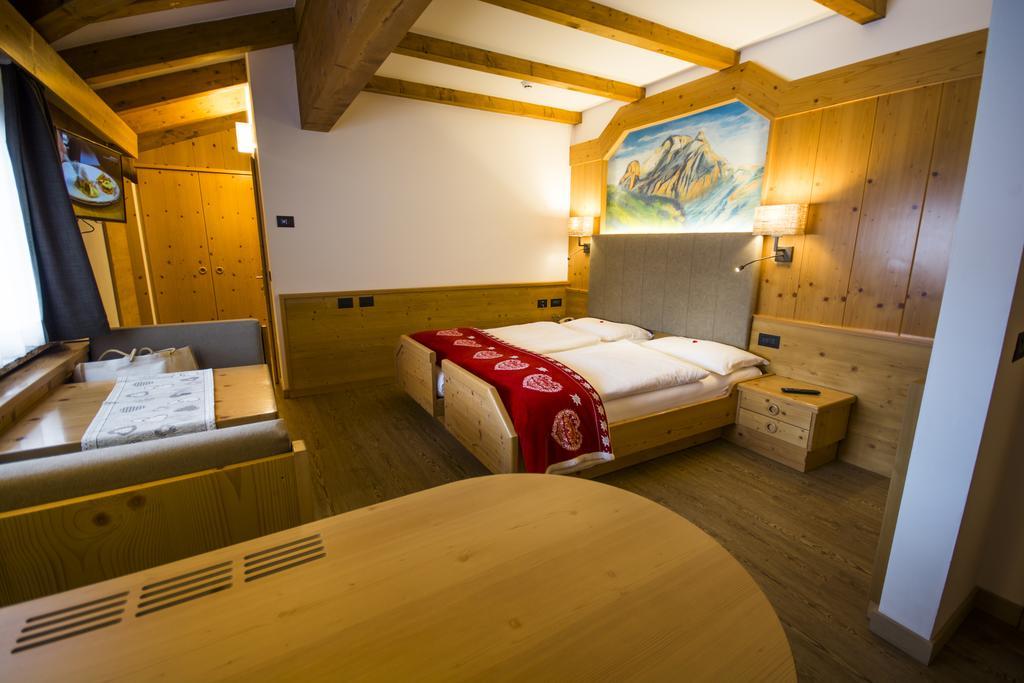 Hotel Cirelle Suite & Spa Канацеї Екстер'єр фото