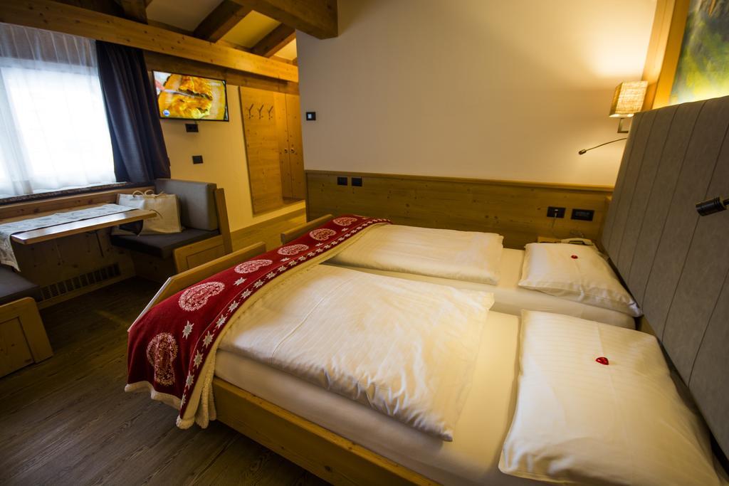 Hotel Cirelle Suite & Spa Канацеї Екстер'єр фото